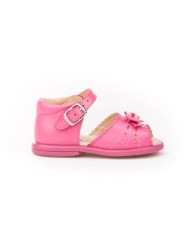 924 Sandalia
