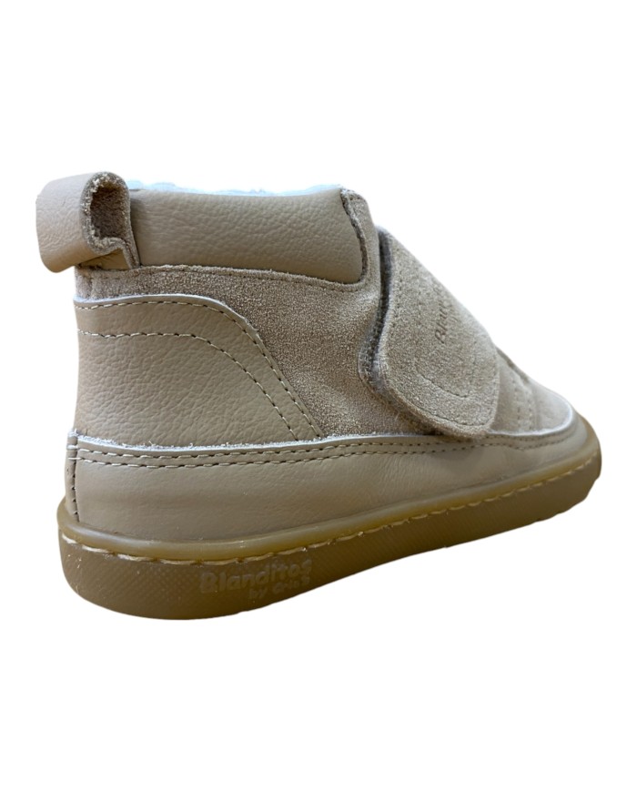 ALASKA BOTA JUVENIL